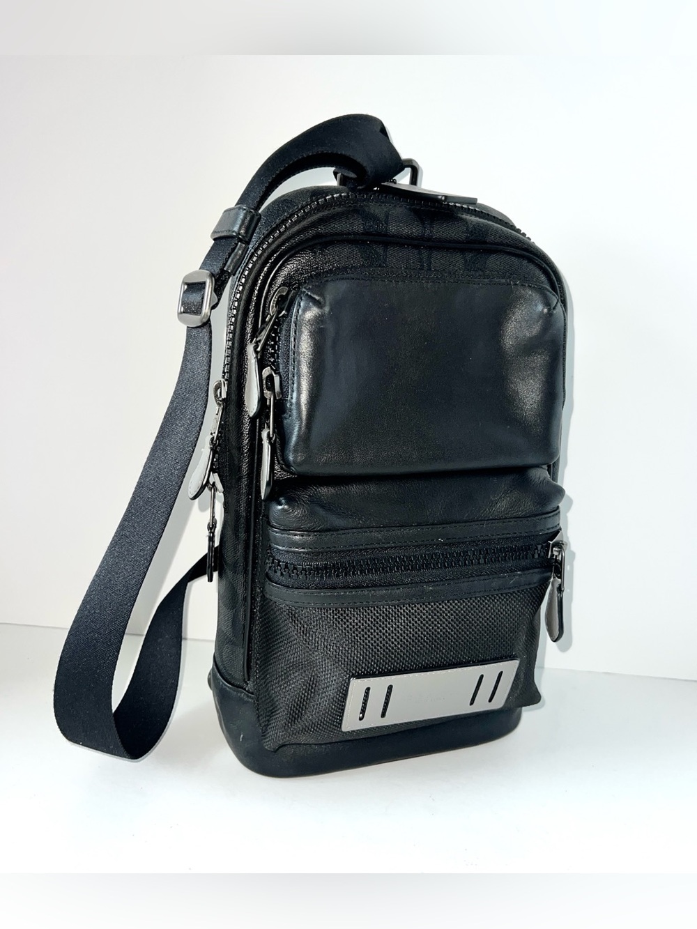 New Coach Men's Track Sling Pack in Signature Canvas Leather Black Grey Backpack
